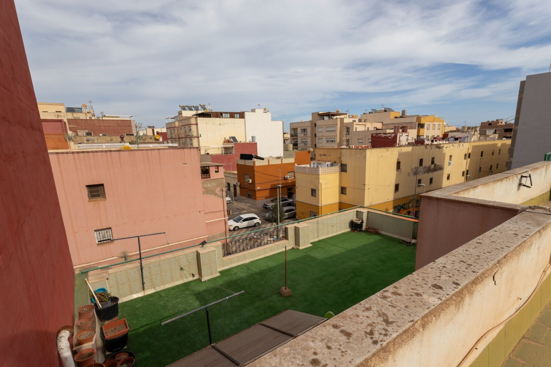 Vista exterior de Casa o xalet en venda en  Melilla Capital amb Aire condicionat, Calefacció i Traster