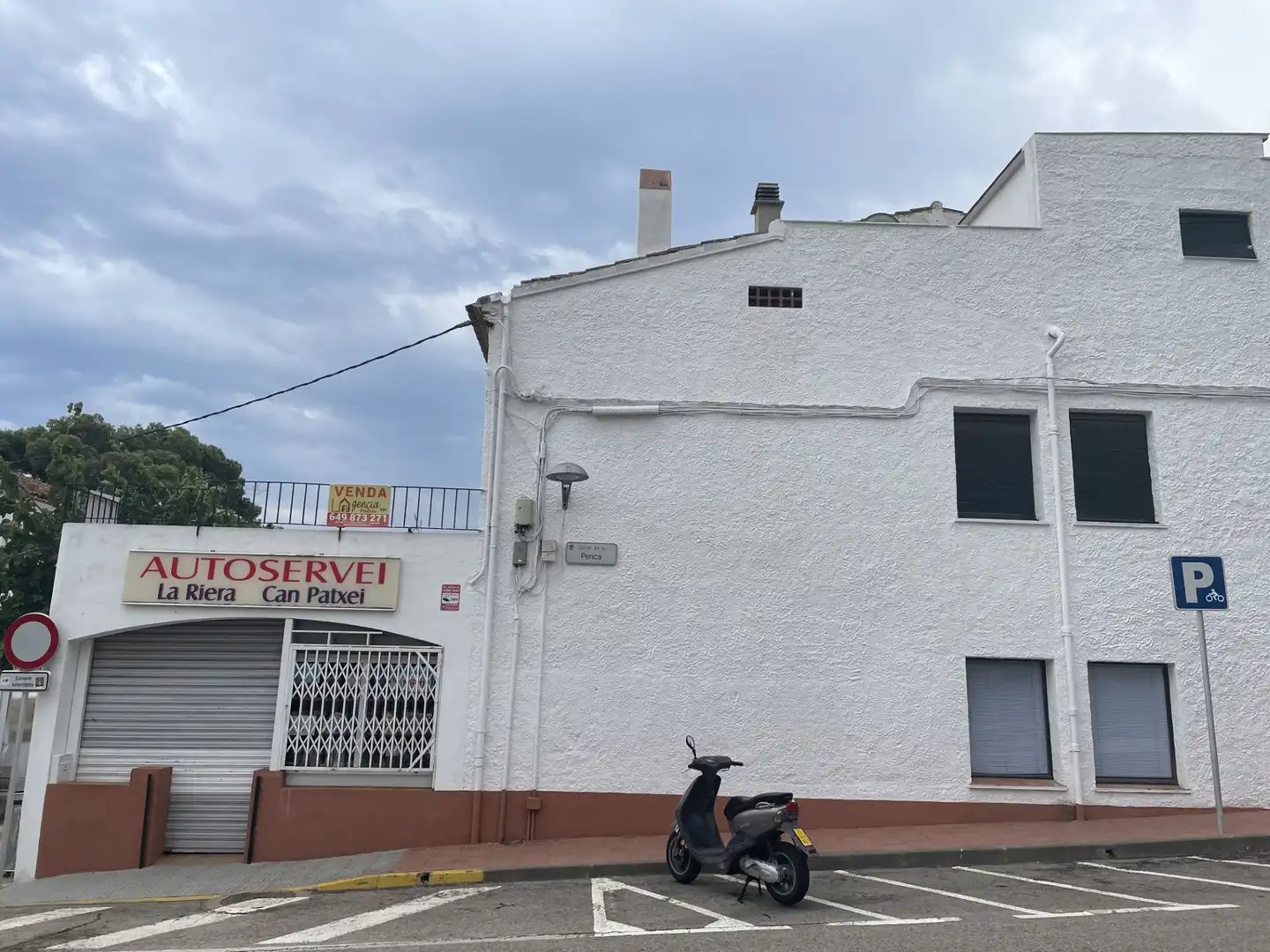 Vista exterior de Edifici en venda en Palafrugell