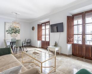 Sala d'estar de Dúplex en venda en  Granada Capital amb Balcó