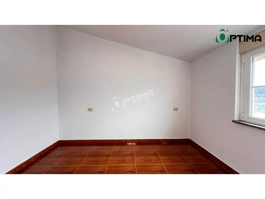 Schlafzimmer von Dachboden zum Verkauf in Muros