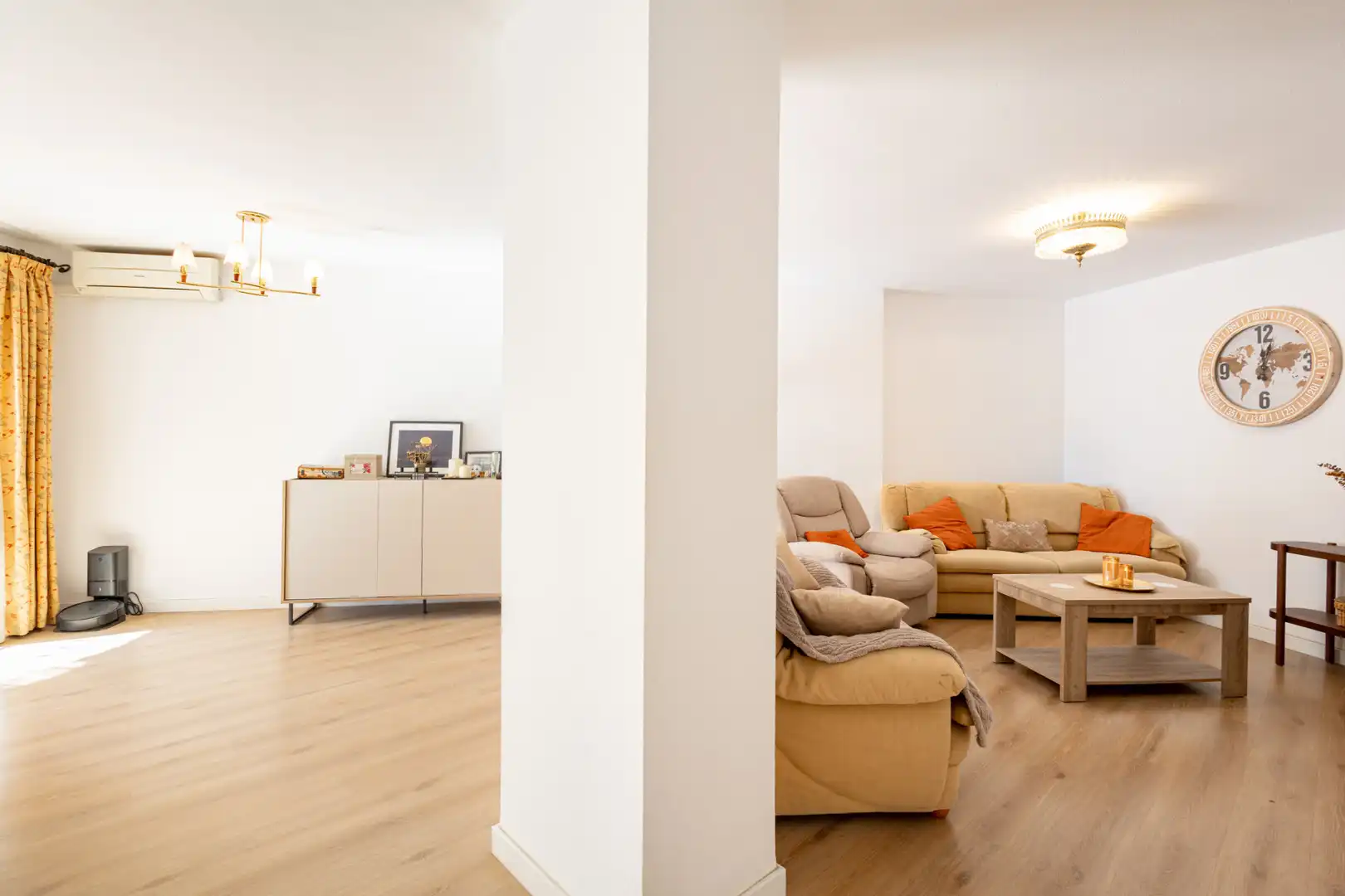 Wohnzimmer von Wohnungen zum Verkauf in Marbella mit Klimaanlage, Terrasse und Möbliert