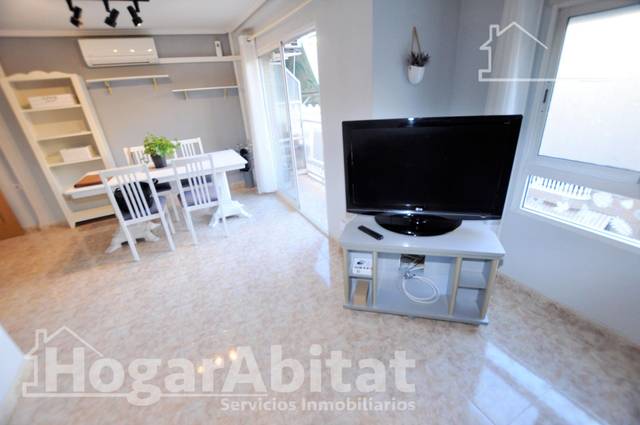Piso en Venta en Calle Gayano Lluch en Torrefiel
