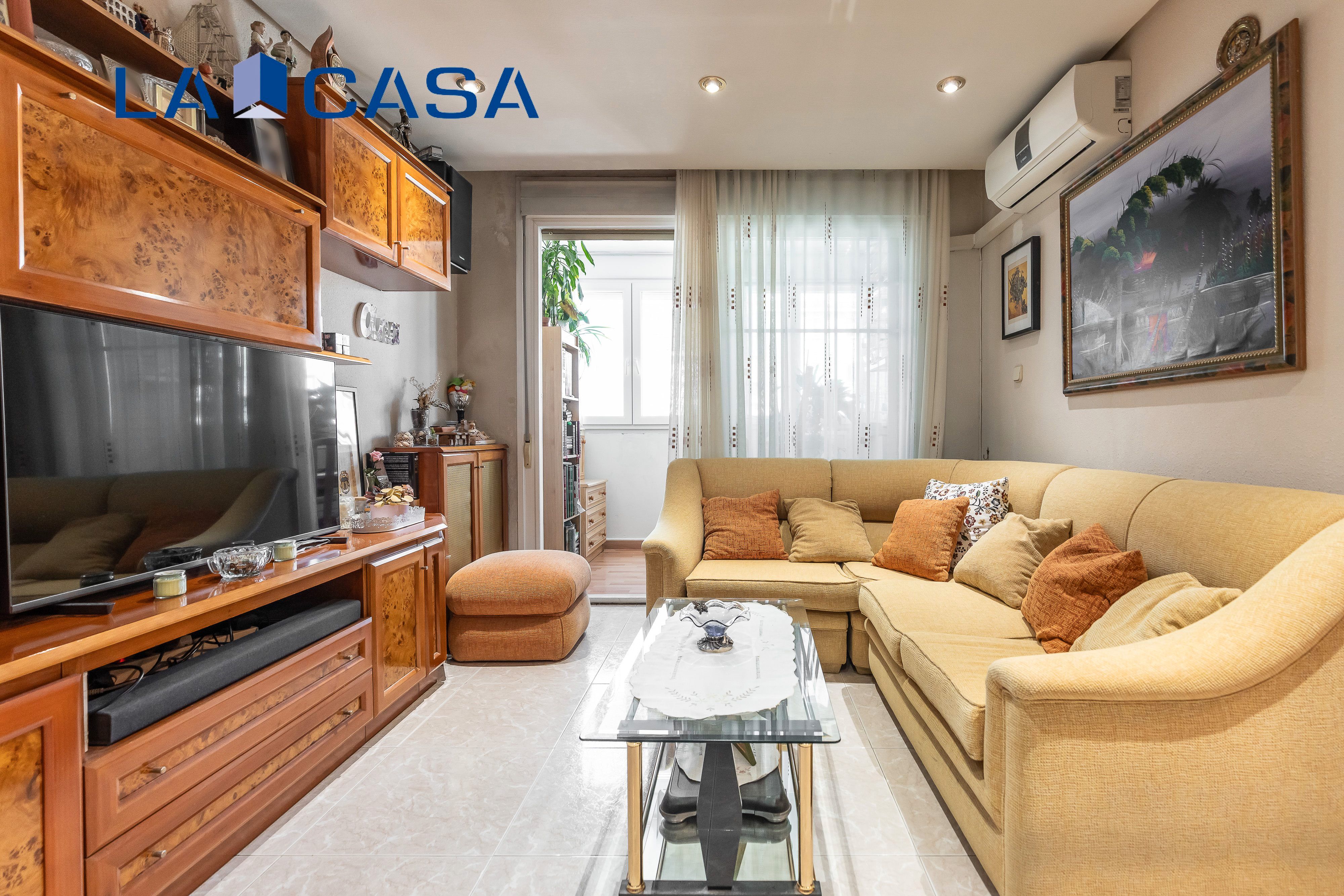 Living room of Flat for sale in Fuenlabrada  with Air Conditioner, Heating and Terrace