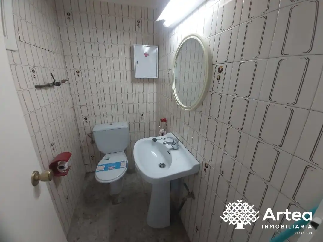 Baño de Local en venta en Bilbao 