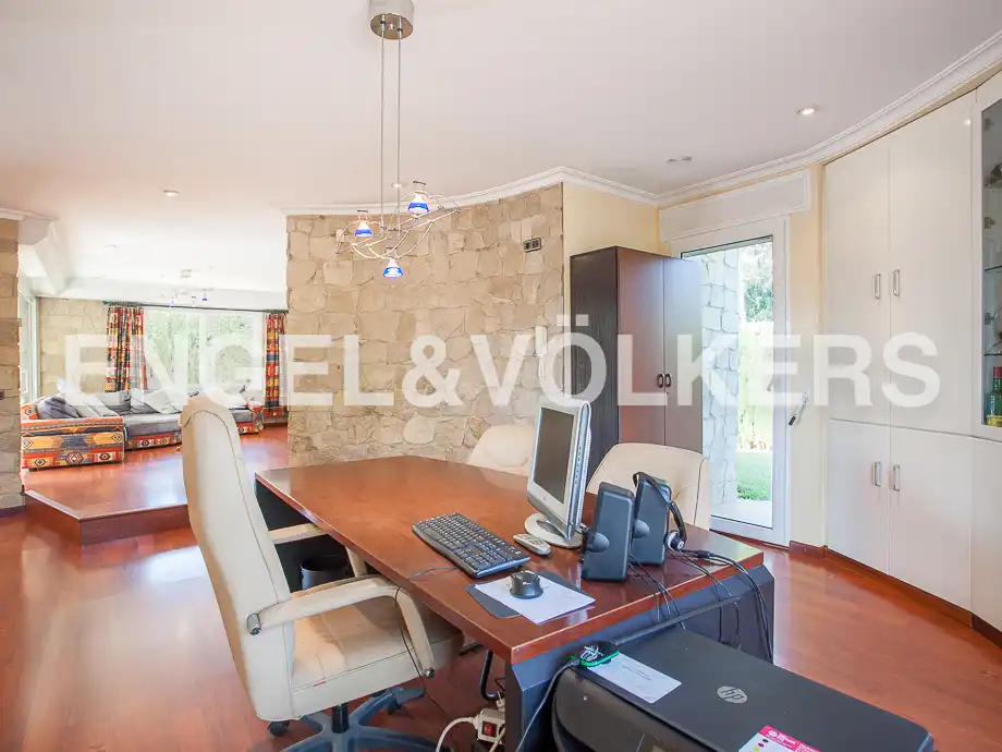 Casa o chalet en venta en Serra con Calefacción, Jardín privado y Trastero