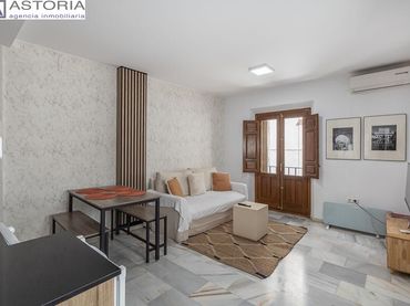 Piso con balcón en venta en Calle TENDILLAS DE SANTA PAULA
