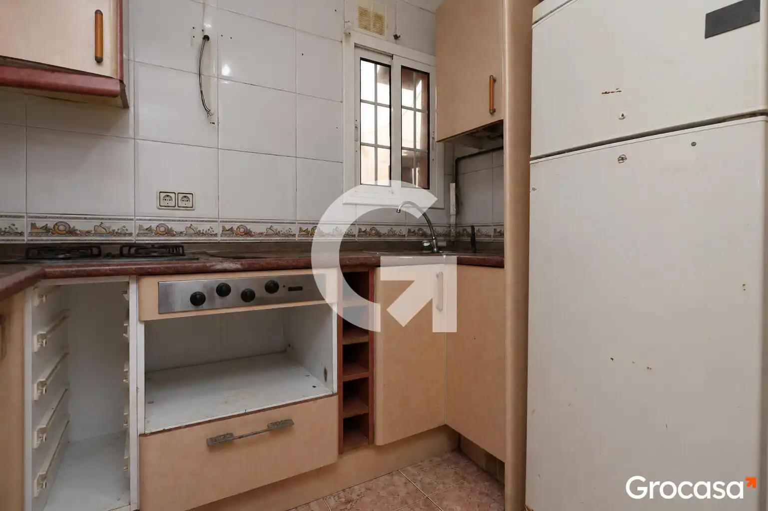 Kitchen of Flat for sale in L'Hospitalet de Llobregat