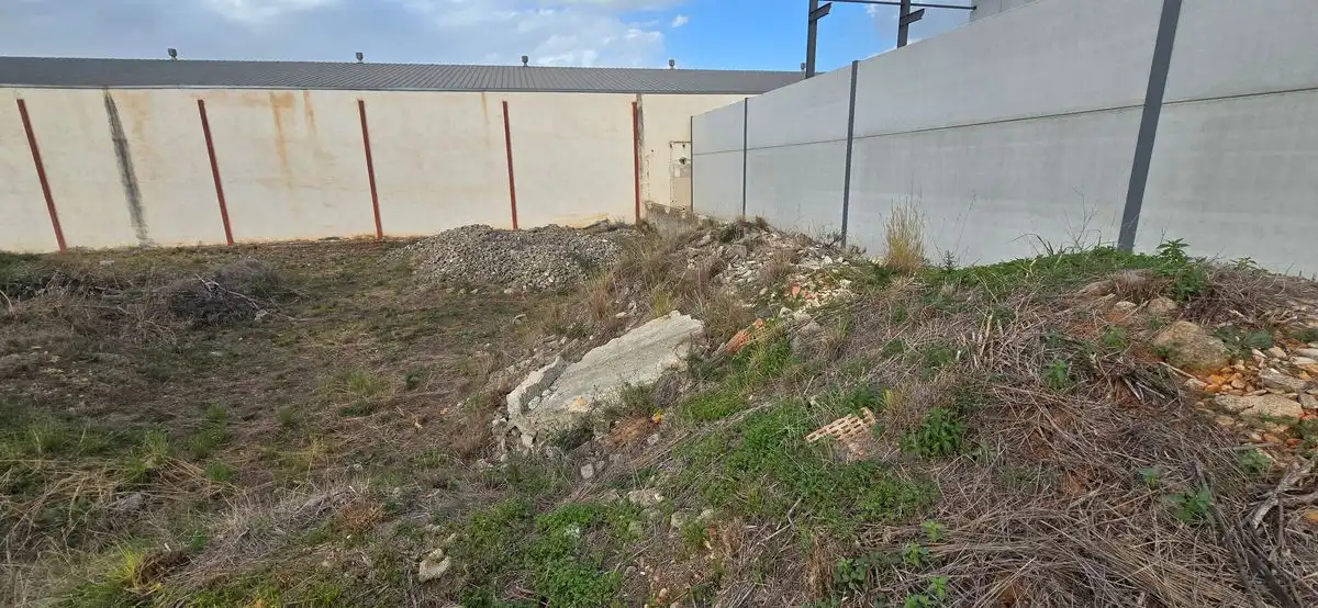 Terreny industrial en venda en El Verger