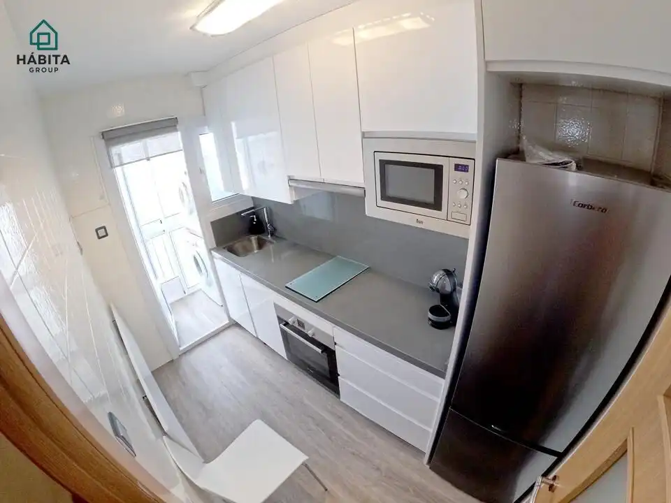 Apartament amb terrassa en venda a Centro, imagen 35