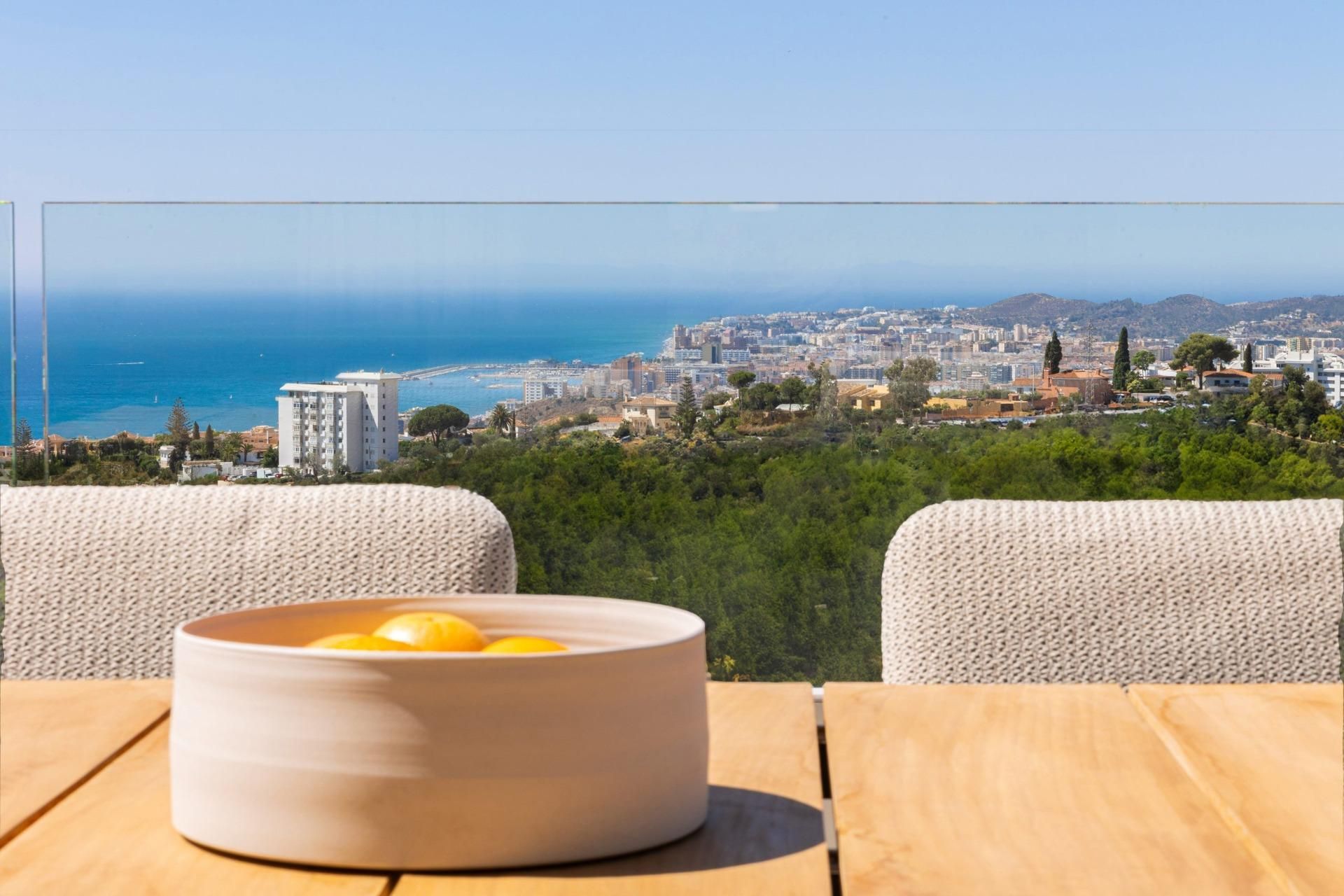 Terrace of Planta baja for sale in Fuengirola  with Air Conditioner, Terrace and Storage room