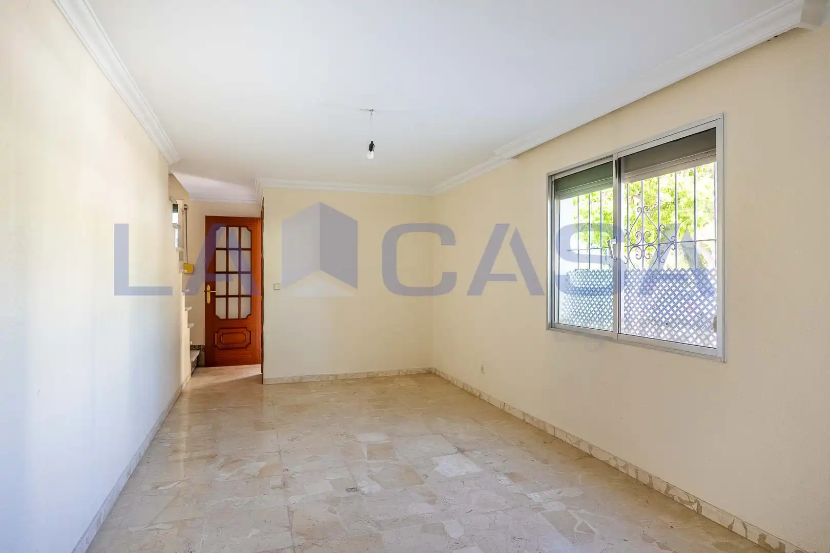 Sala d'estar de Casa o xalet en venda en Sevilla amb Traster