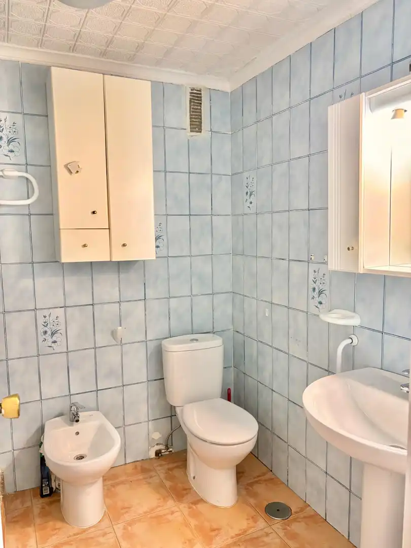Badezimmer von Wohnung zum Verkauf in San Pedro del Pinatar mit Klimaanlage, Terrasse und Möbliert