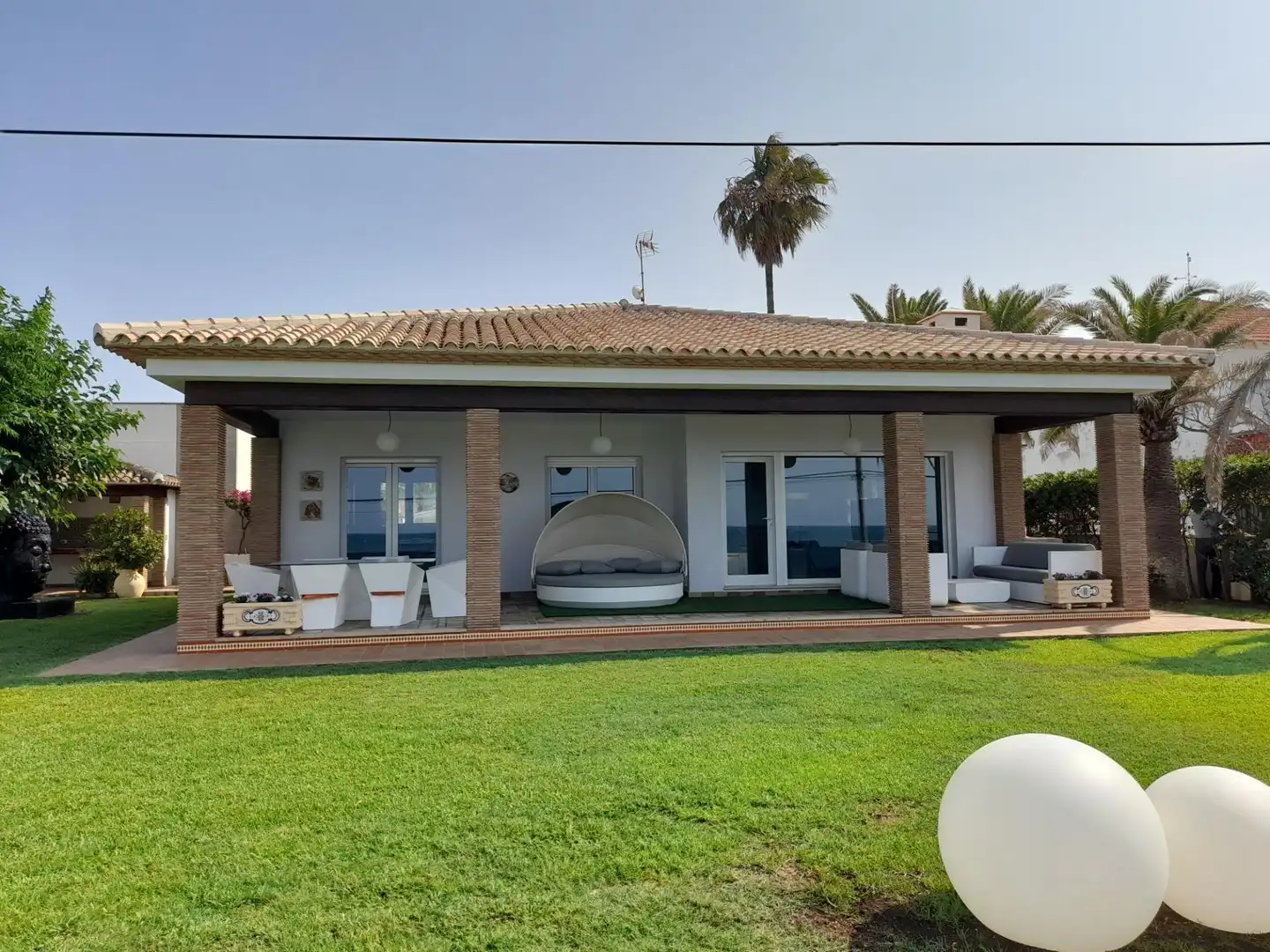 Terrassa de Casa o xalet en venda en Dénia amb Aire condicionat, Calefacció i Jardí privat