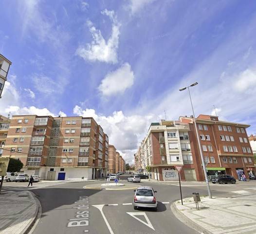 Piso en Venta en  BLAS OTERO en Santiago - San Telmo