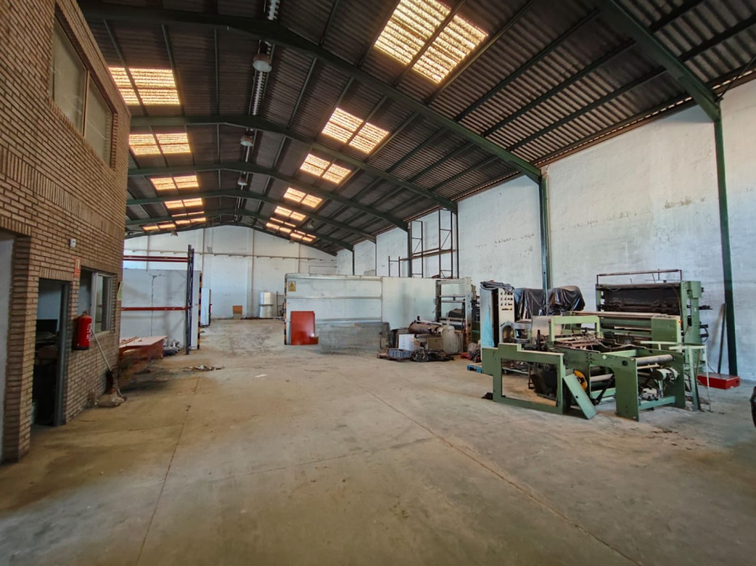 Nau industrial de lloguer en Alaquàs
