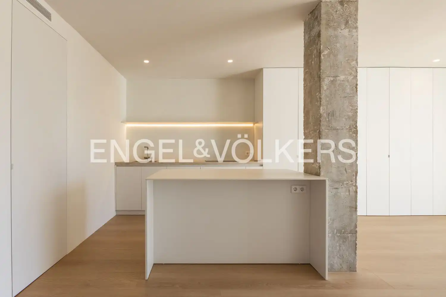 Kitchen of Flat for rent in Dénia  with Air Conditioner, Heating and Parquet flooring