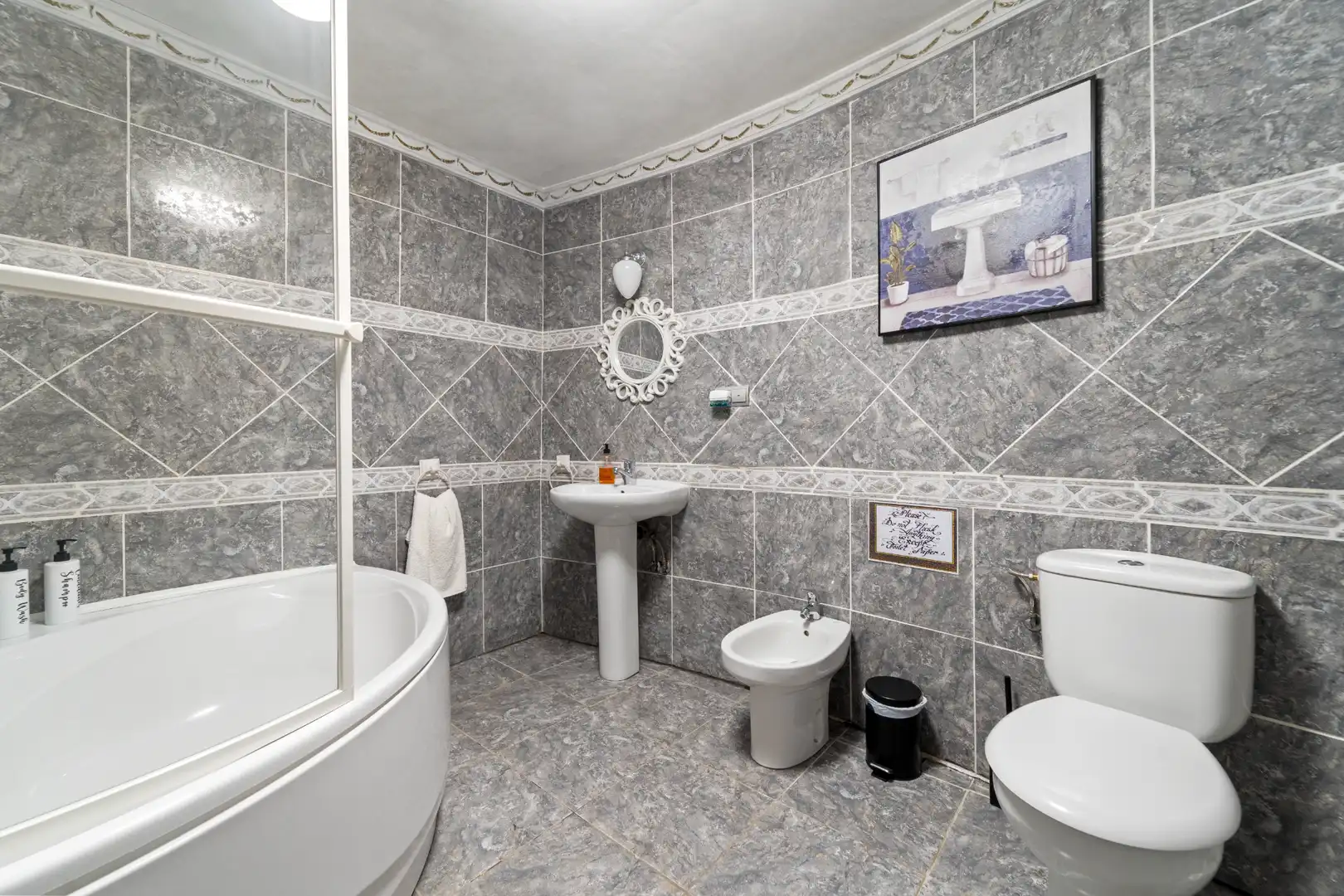 Bathroom of Houses for sale in Benalmádena  with Air Conditioner, Heating and Private garden