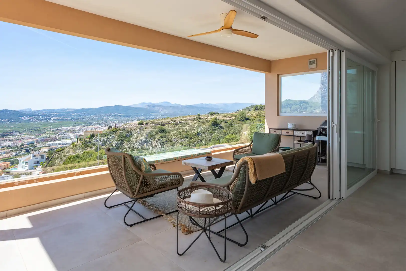 Terrace of Houses for sale in Jávea / Xàbia  with Air Conditioner, Heating and Private garden