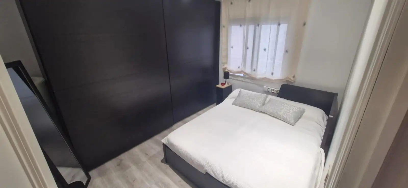Dormitori de Pis en venda en Mataró amb Aire condicionat, Parquet i Balcó