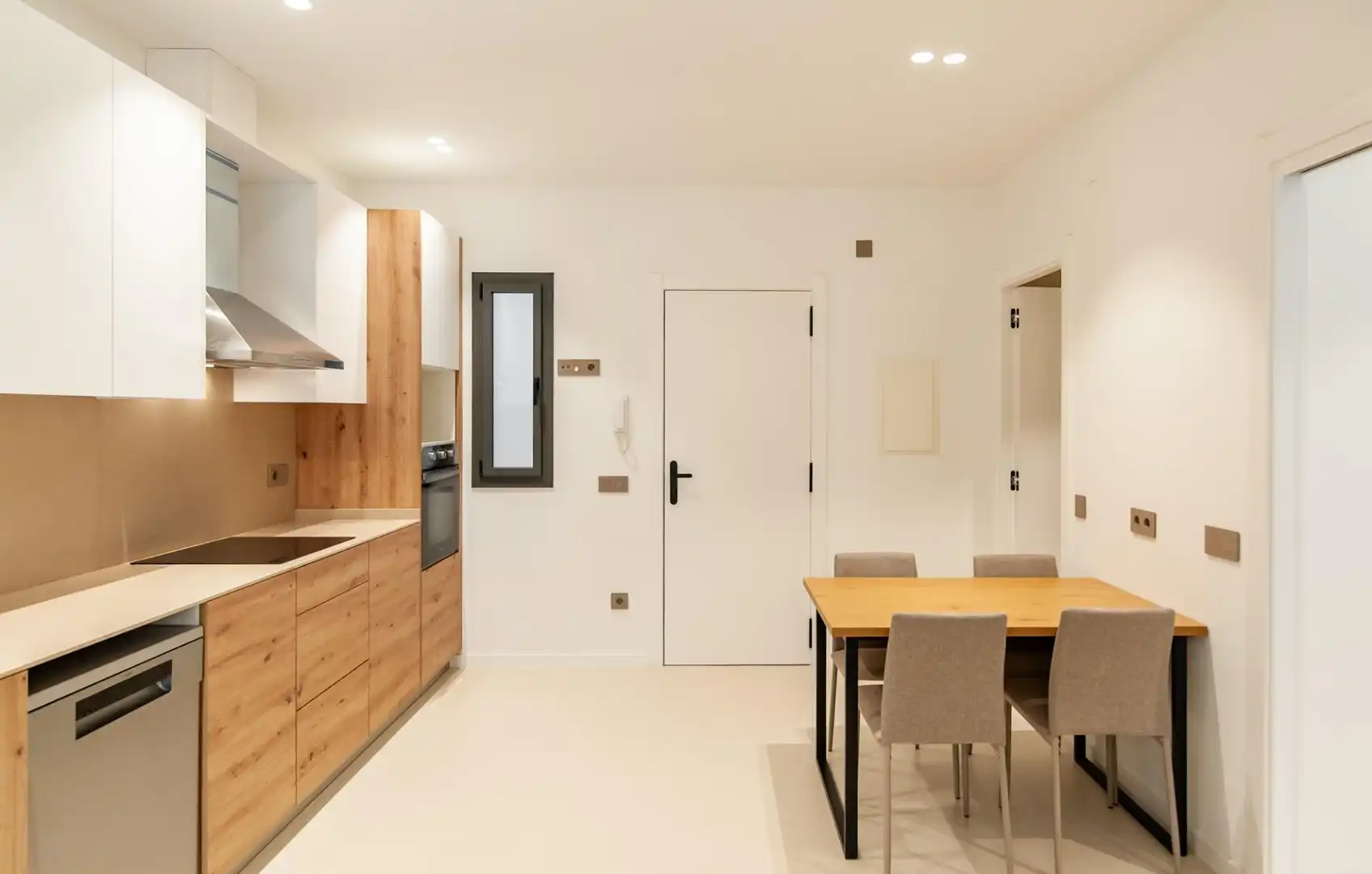 Küche von Wohnung zur Miete in Vilafranca del Penedès mit Klimaanlage, Heizung und Möbliert