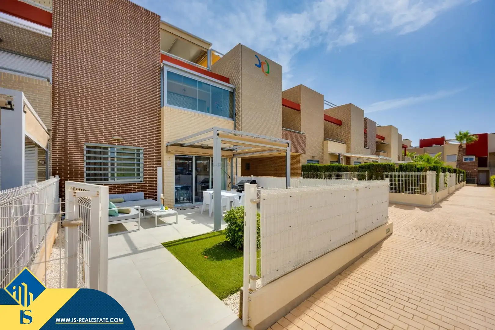 Bungalow amb piscina en venda a Nueva Torrevieja - Aguas Nuevas, imagen 2