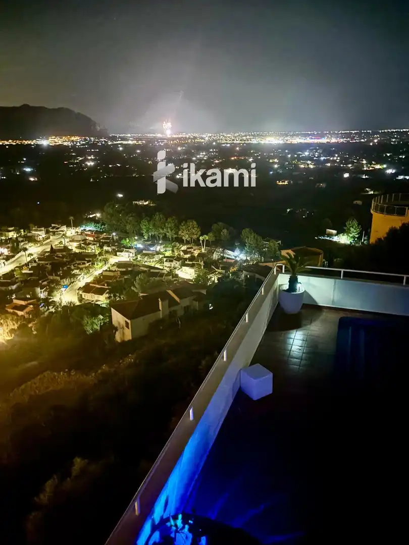 Detached homes for sale in Pedreguer, Alicante