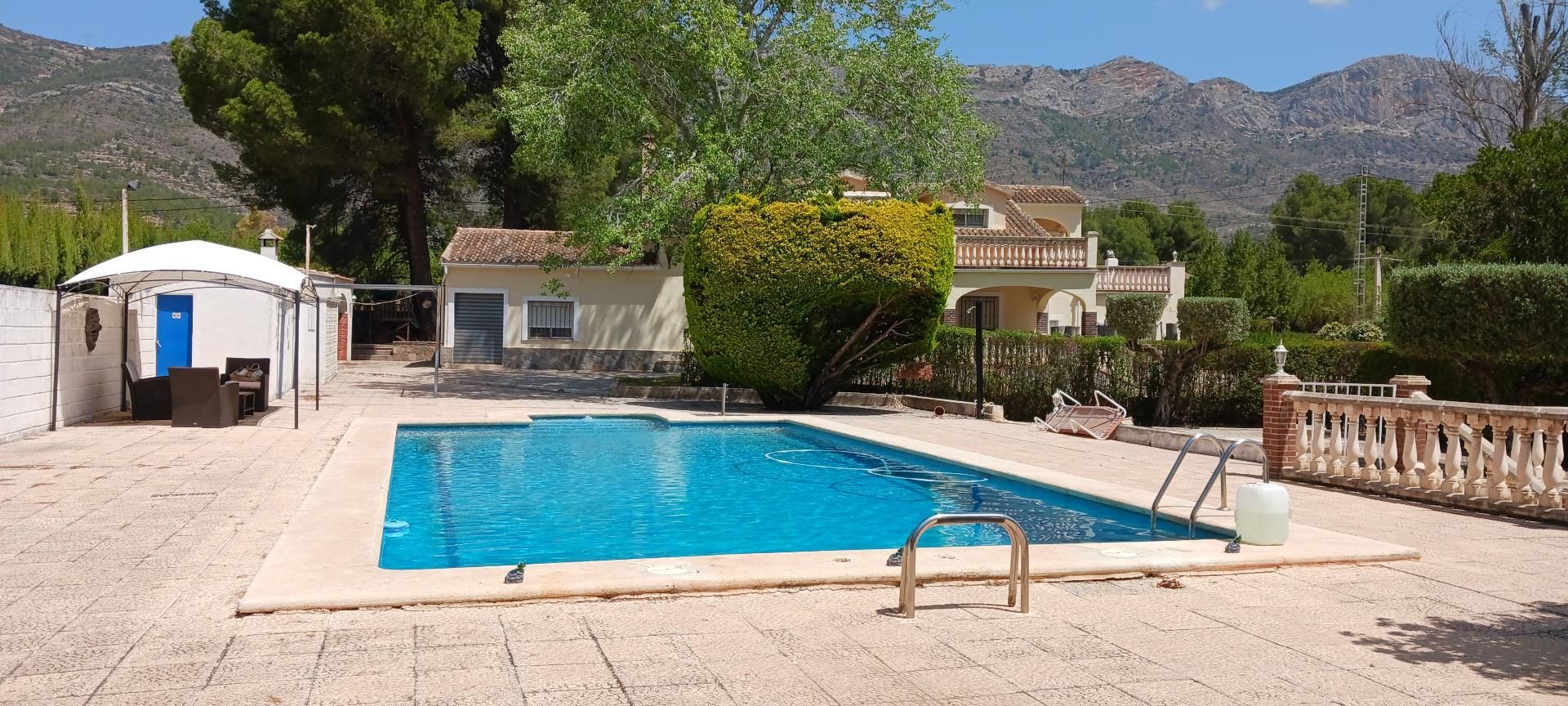 Swimming pool of House or chalet for sale in Gaianes  with Air Conditioner, Heating and Terrace