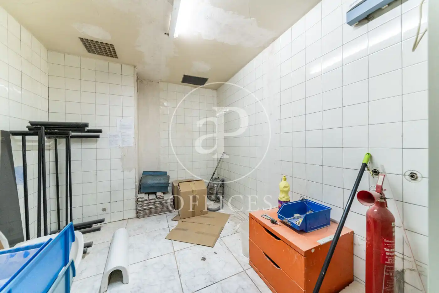 Büro zum Verkauf in Madrid mit Klimaanlage und Heizung