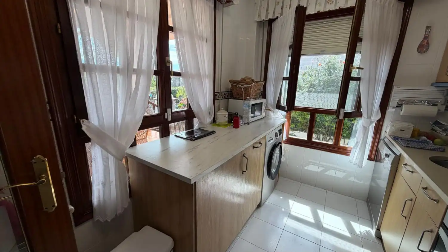 Küche von Einfamilien-Reihenhaus zum Verkauf in Argoños  mit Heizung und Terrasse
