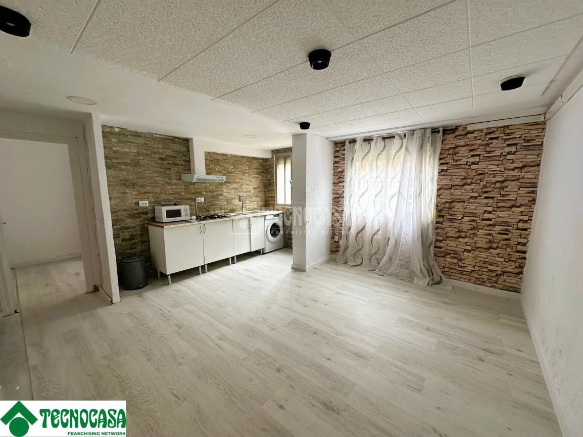 Piso en venta en El Mercado