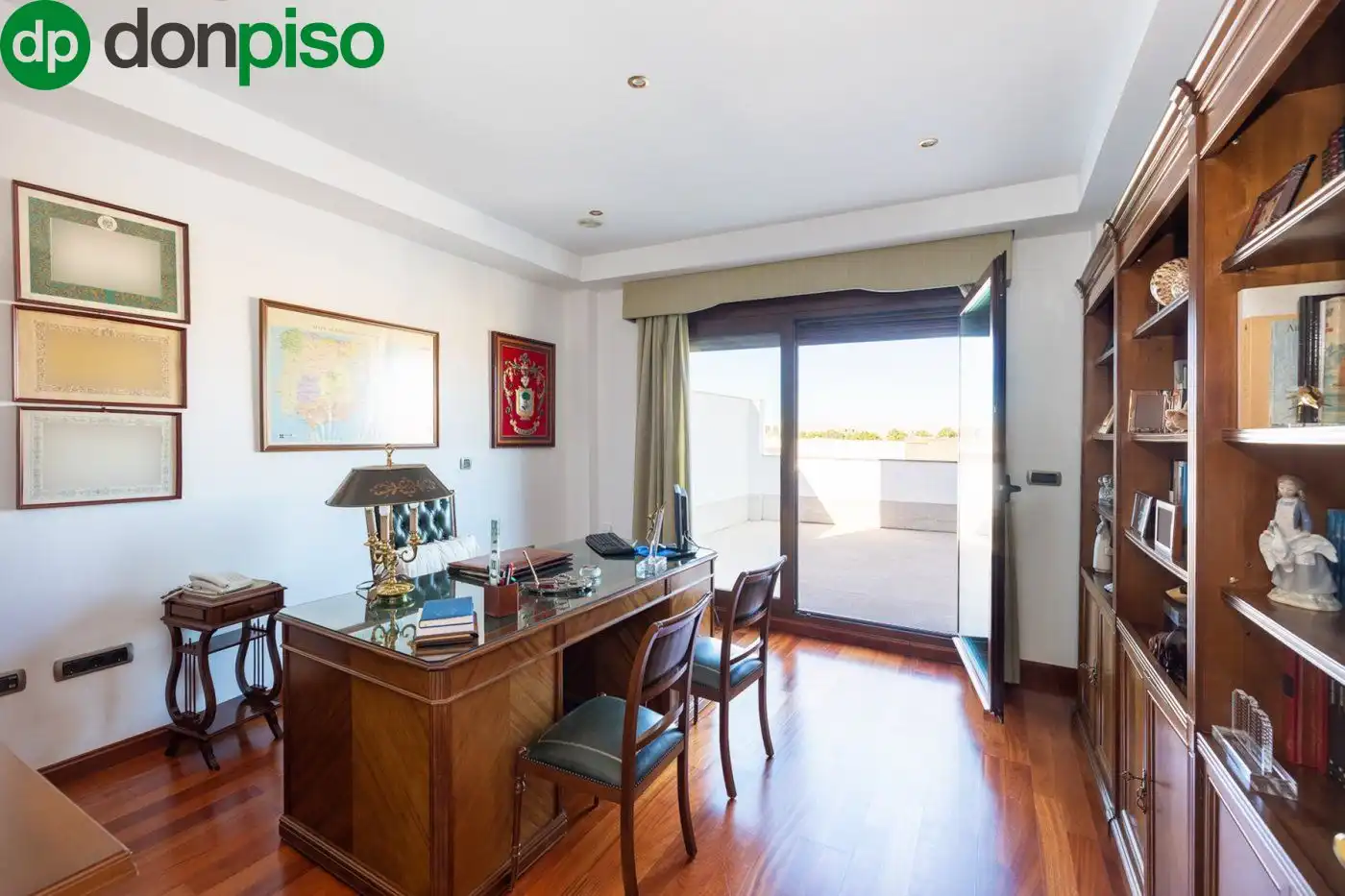 Houses for sale in Granada  with Air Conditioner, Heating and Terrace