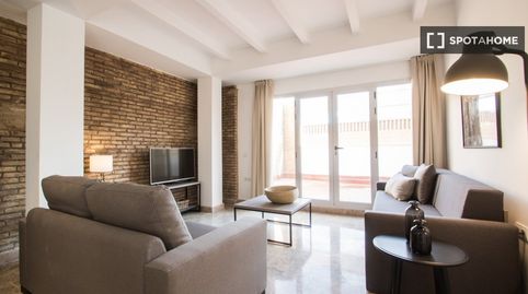 Piso de 2 habitaciones en alquiler en El Grau, Valencia.