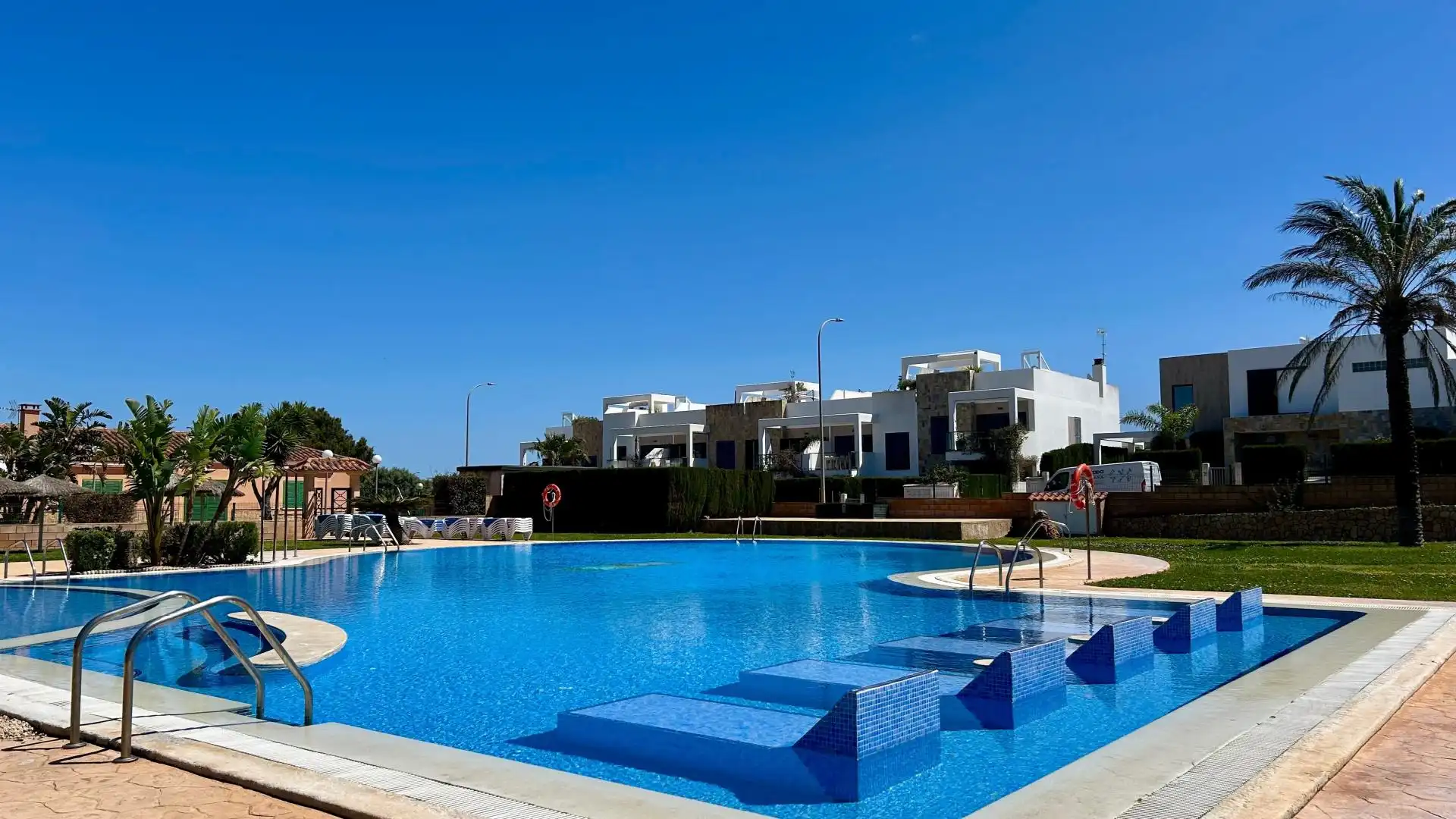 Swimming pool of Attic for sale in Manacor  with Air Conditioner