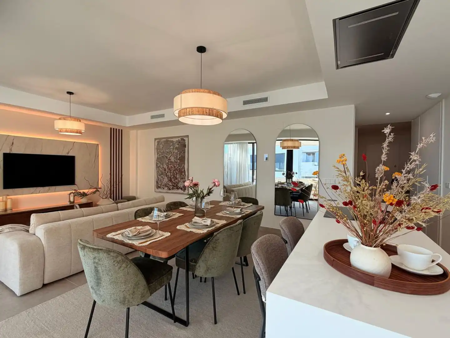 Dining room of Flat for sale in Estepona  with Air Conditioner, Heating and Terrace