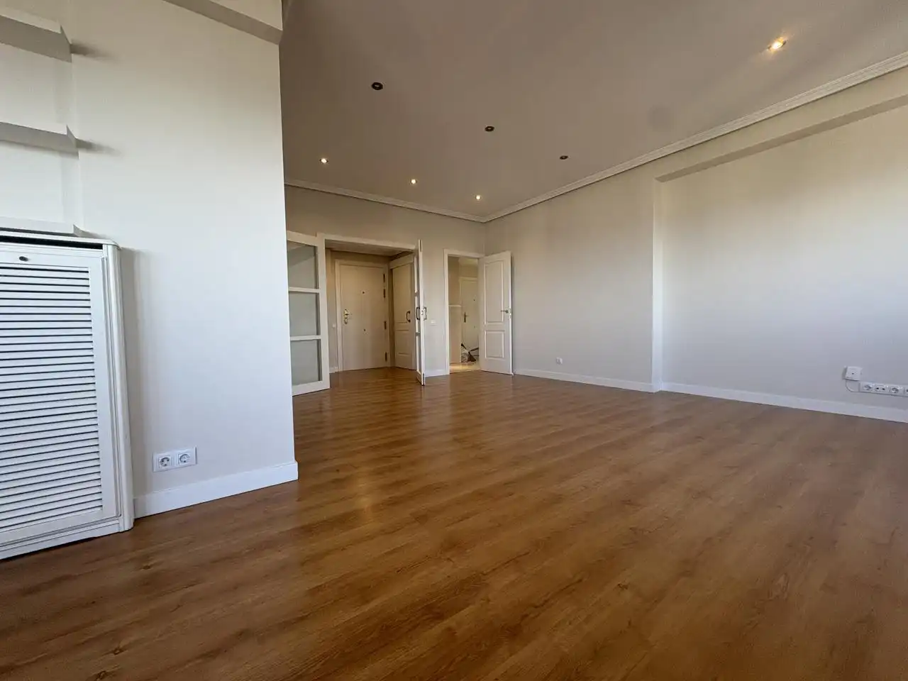 Sala d'estar de Pis de lloguer en Madrid amb Aire condicionat, Calefacció i Terrassa