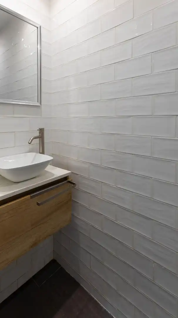 Badezimmer von Geschaftsraum zur Miete in Barcelona mit Klimaanlage