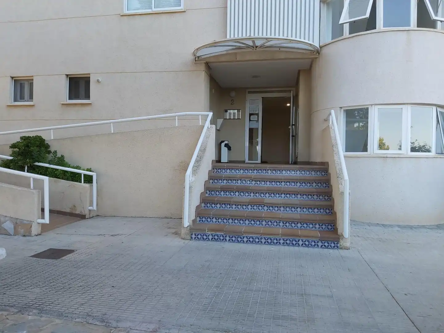 Apartamento en venta en Alicante / Alacant con Aire acondicionado, Calefacción y Jardín privado