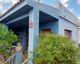 Exterior view of House or chalet for sale in El Vendrell  with Private garden, Terrace and Storage room