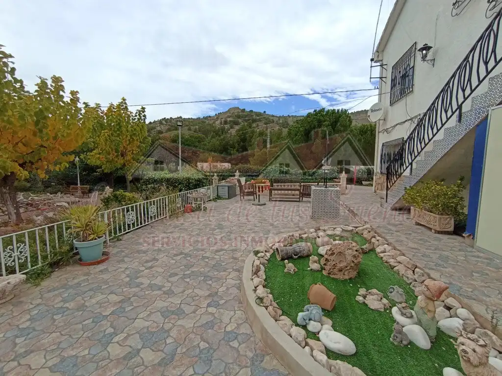 Vista exterior de Finca rústica en venda en Petrer