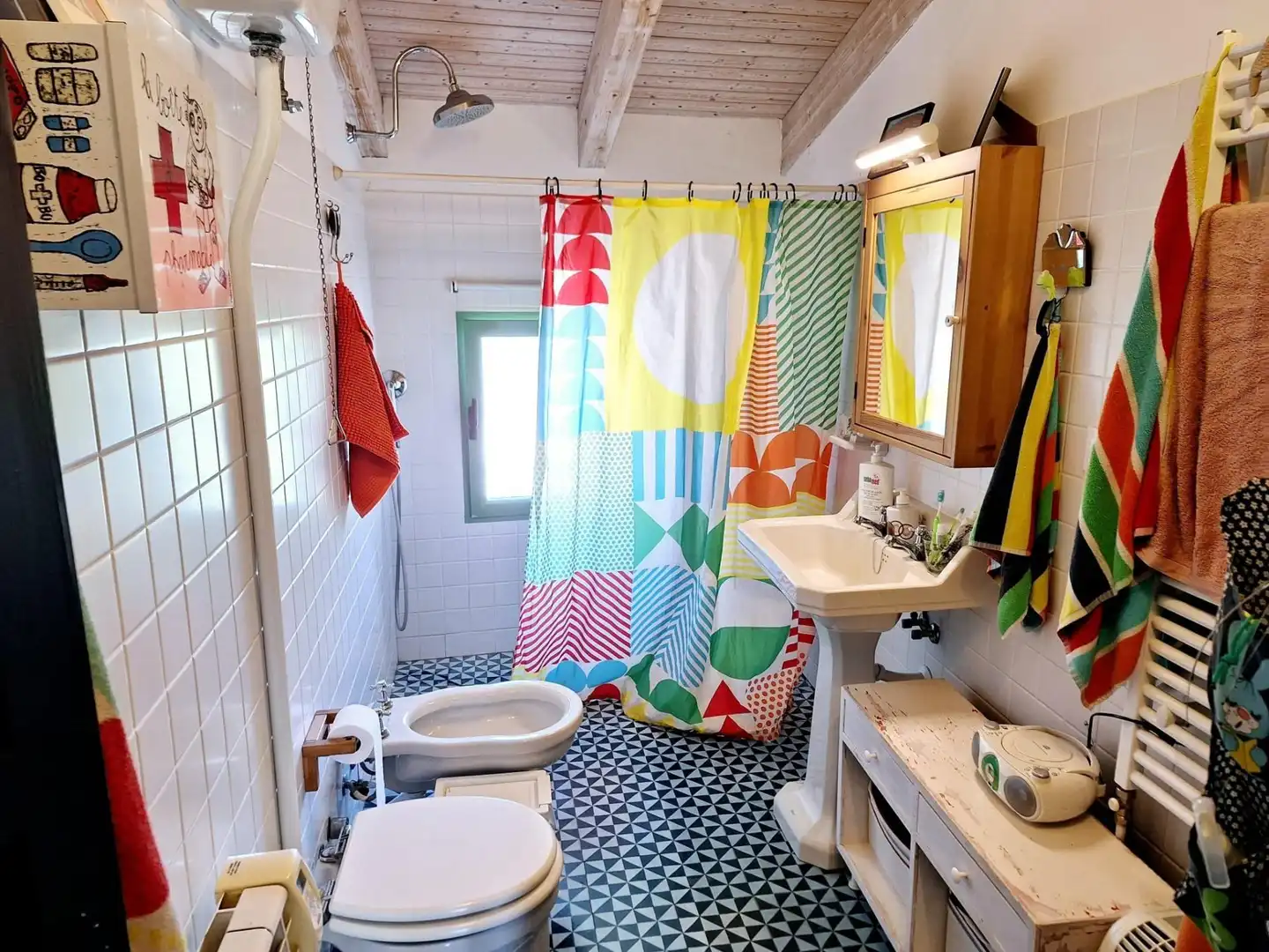 Baño de Casa adosada en venta en El Pinós / Pinoso con Aire acondicionado, Calefacción y Terraza