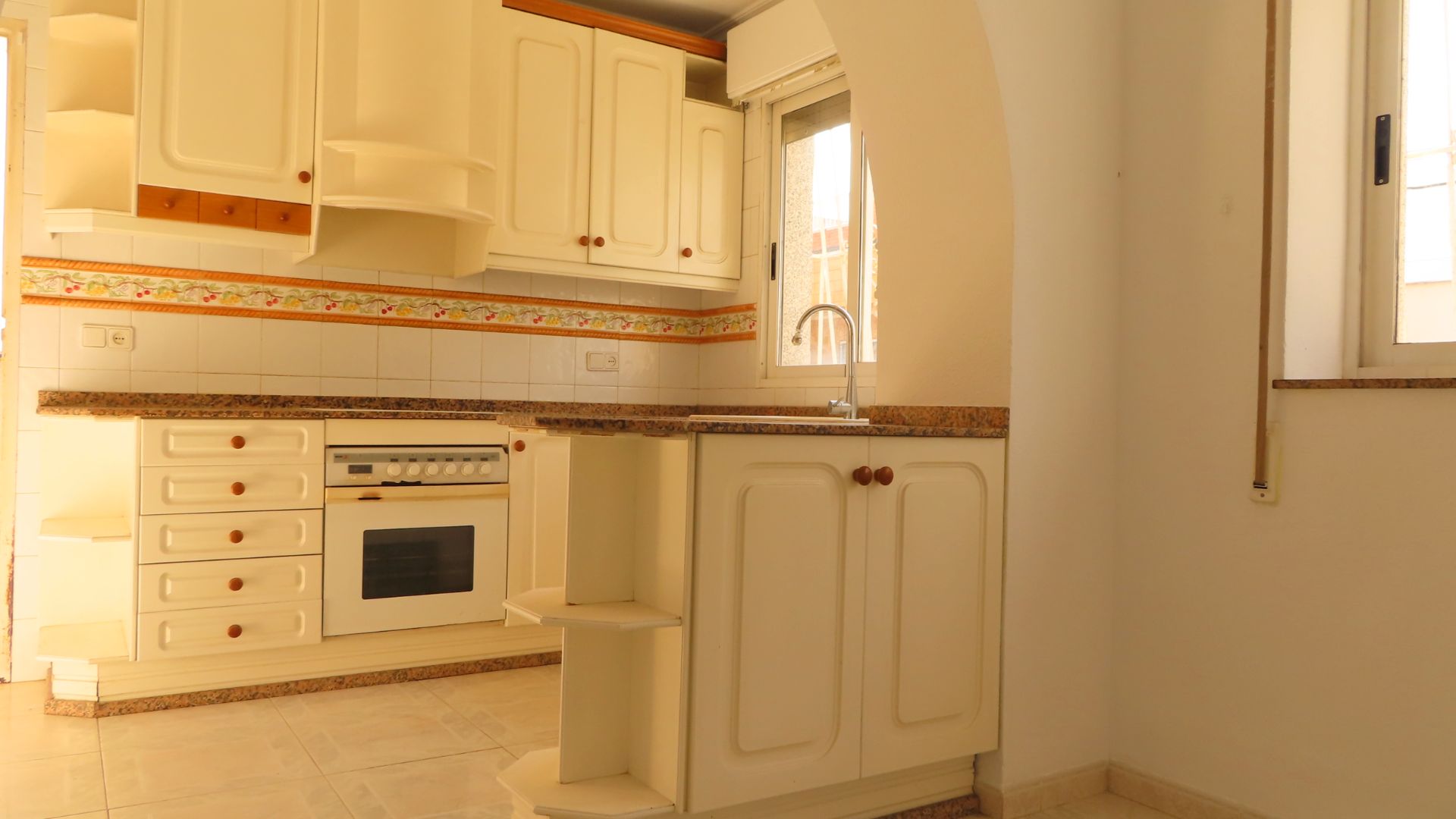 Cuina de Casa adosada en venda en Cartagena amb Aire condicionat i Balcó