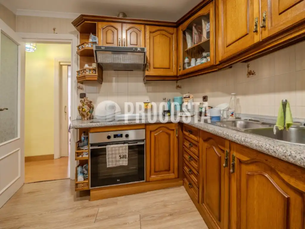 Flat for sale in Calle Buenos Aires, Almuñecar Centro