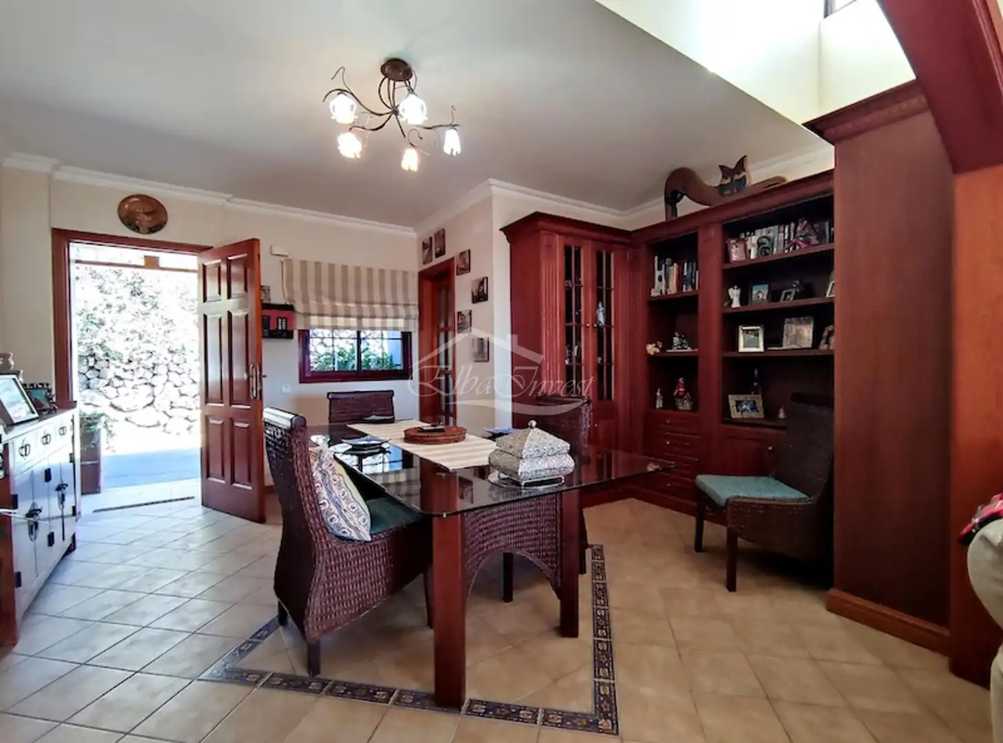 Menjador de Casa o xalet en venda en Santiago del Teide amb Jardí privat, Terrassa i Moblat