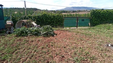 Terreno en Lardero vallado con agua con contador