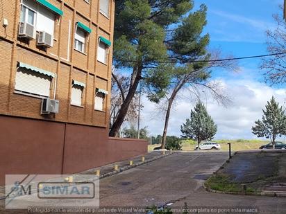 Parking of Flat for sale in  Toledo Capital  with Air Conditioner and Heating