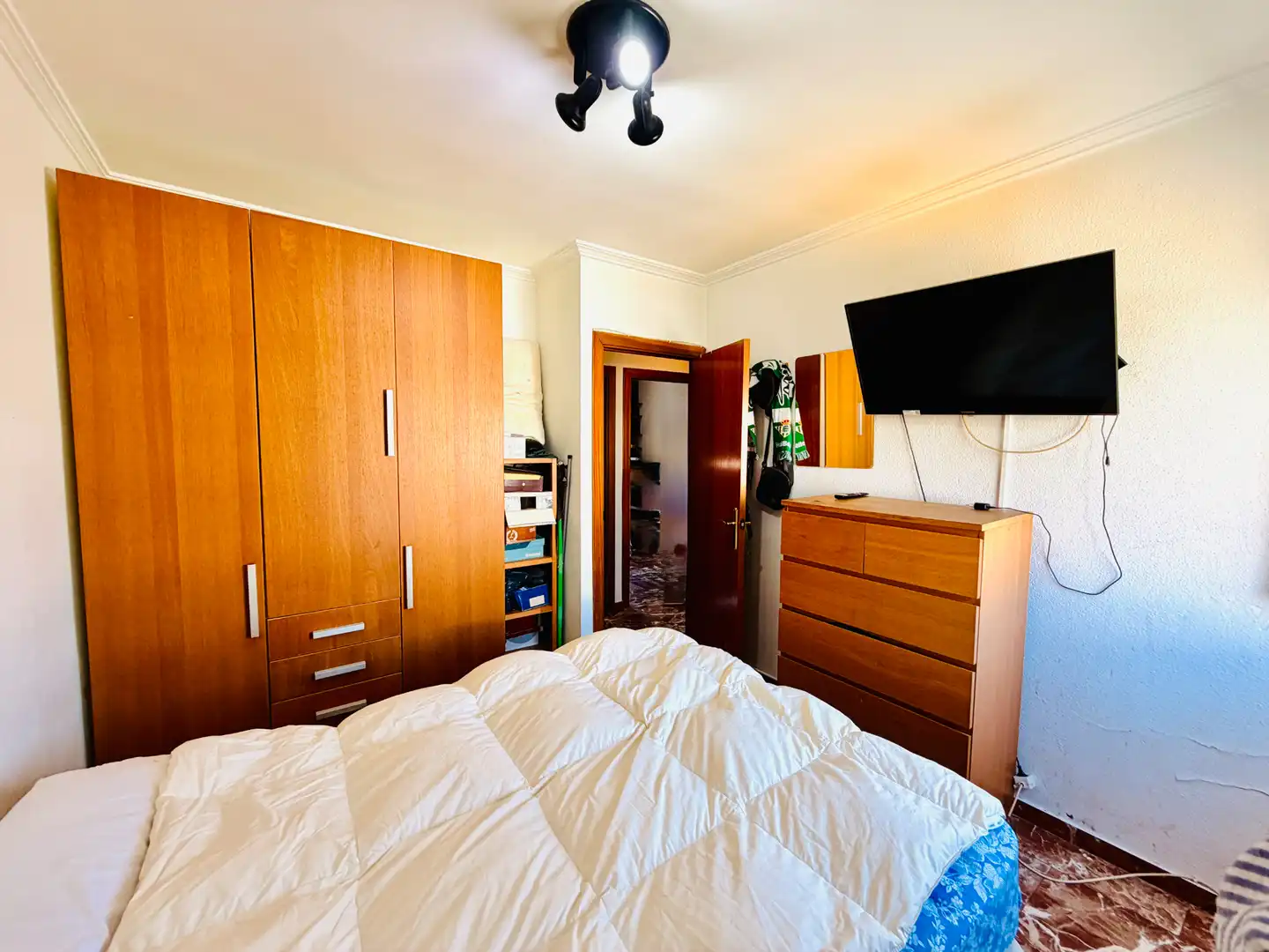 Bedroom of Flat for sale in Sevilla  with Air Conditioner and Terrace