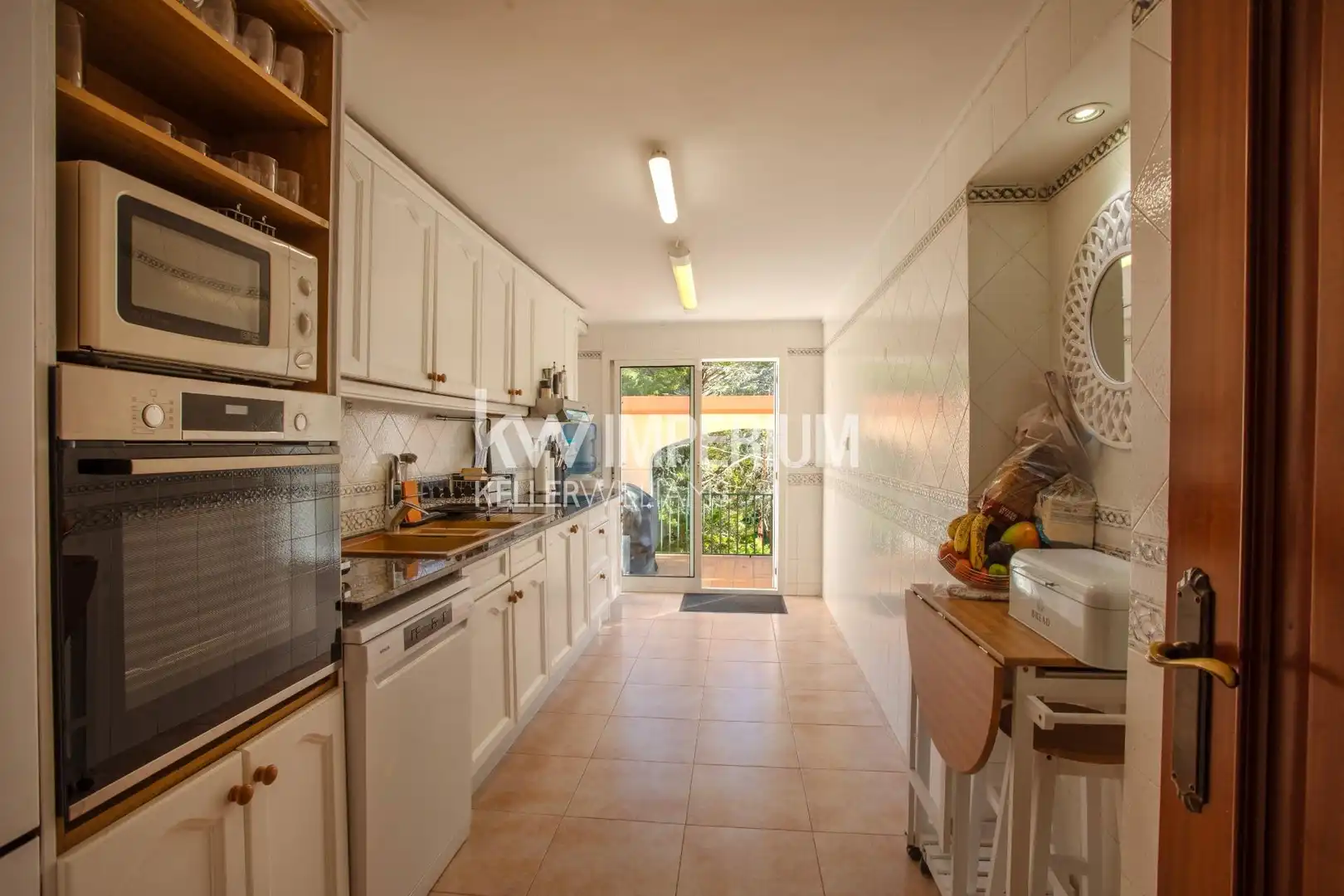 Cocina de Piso de alquiler en Tarragona con Jardín privado, Terraza y Amueblado
