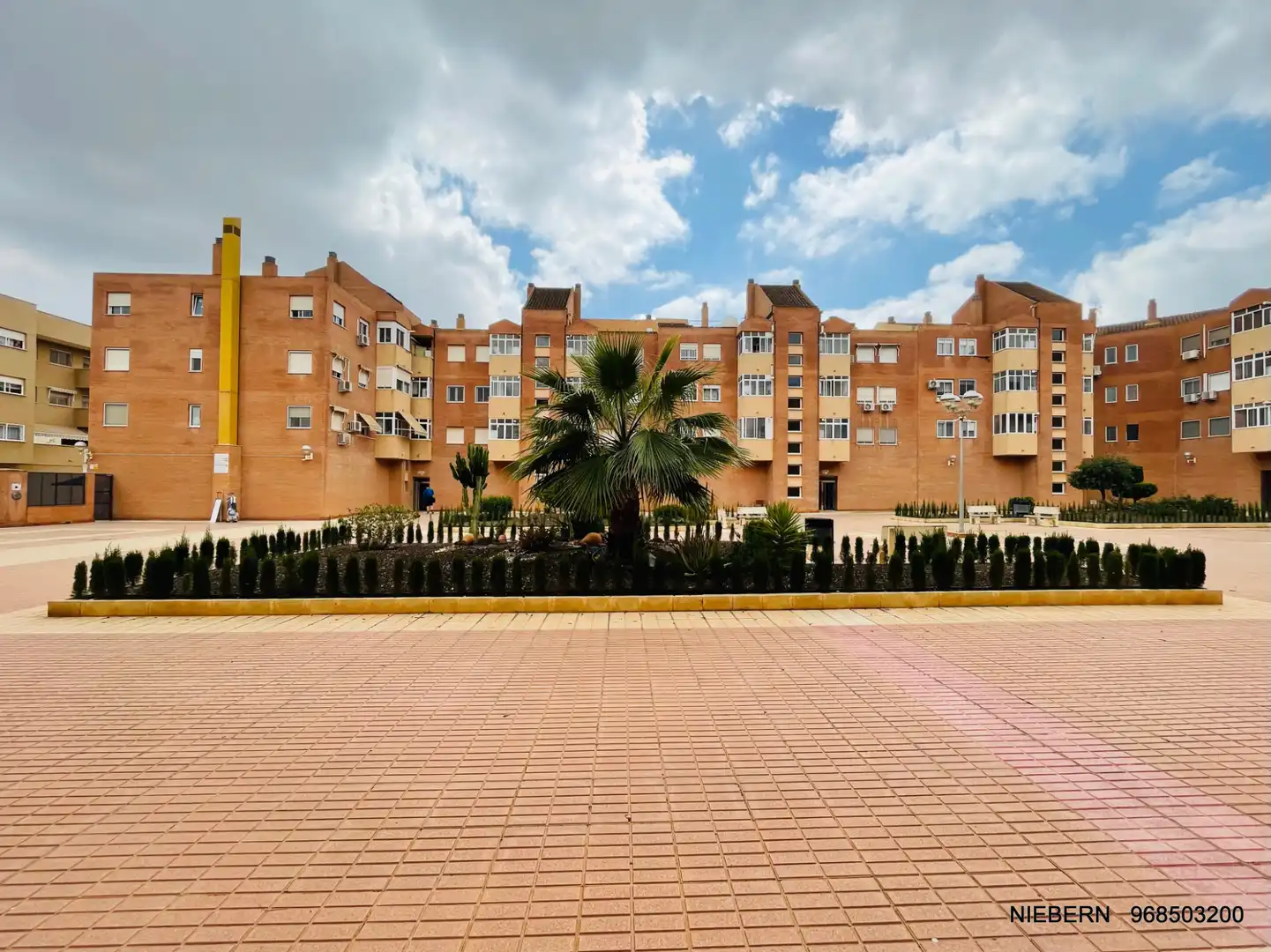 Flat with terrace to rent in Avenida de Venecia, imagen 20