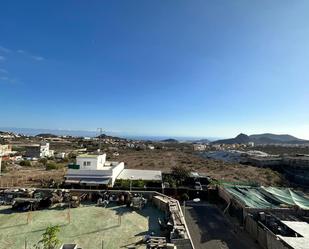 Vista exterior de Àtic en venda en Arona amb Terrassa