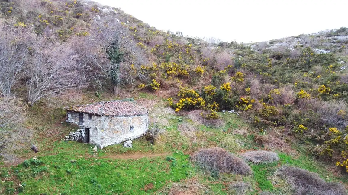 Finca rústica en venda en Parres